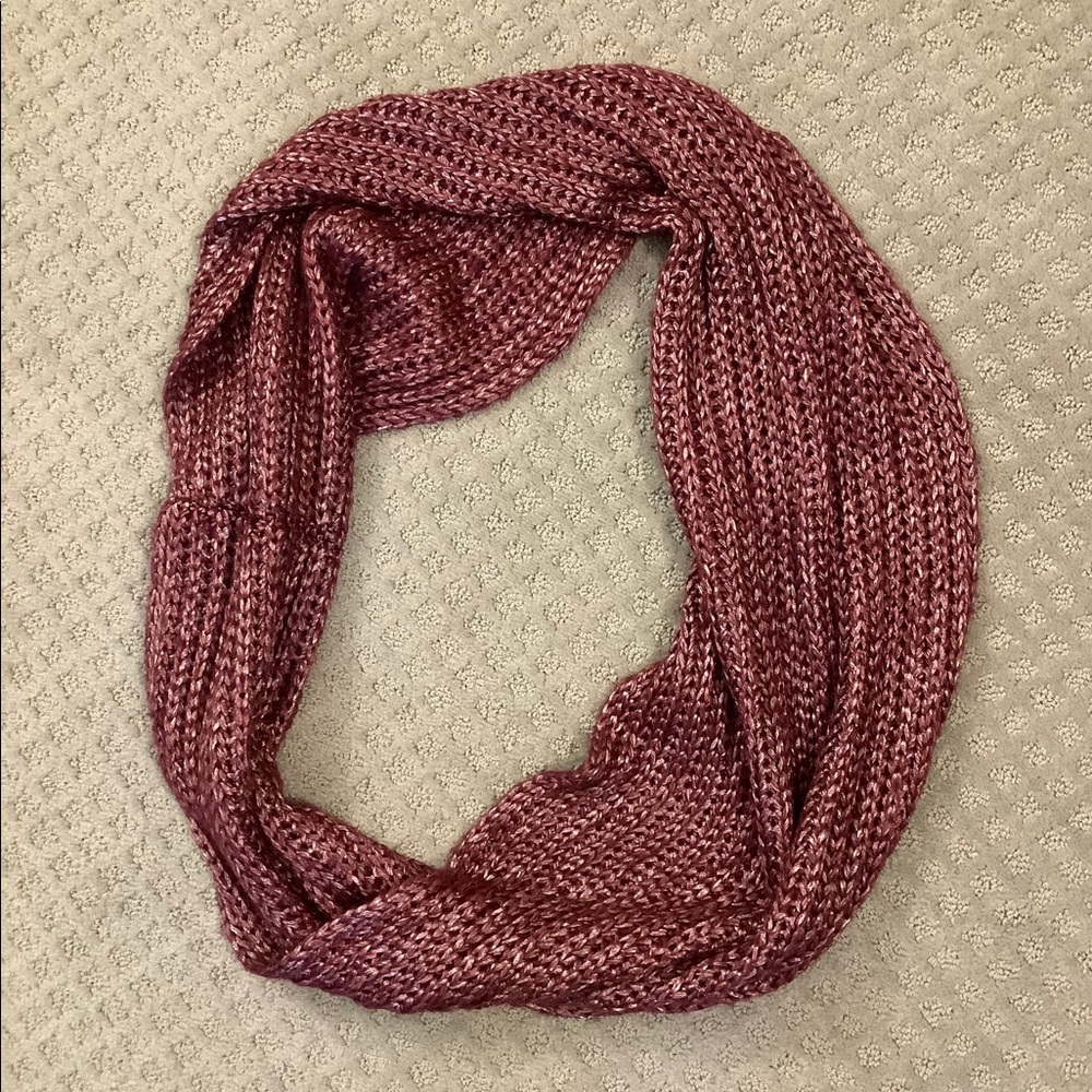 Infinity scarf